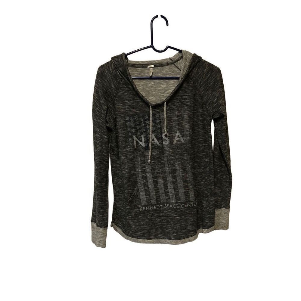 NASA Kennedy Space Center Techstyles Size Small (S) Hooded Light Sweatshirt with